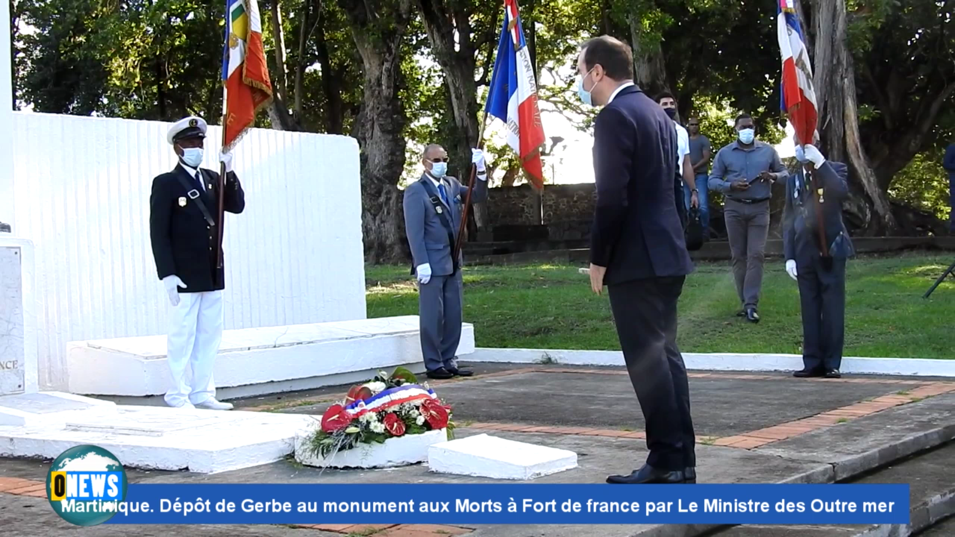 [Vidéo] Martinique Dépôt de gerbe au Monument aux morts à Fort de France par le Ministre des Outre mer Sébastien LECORNU