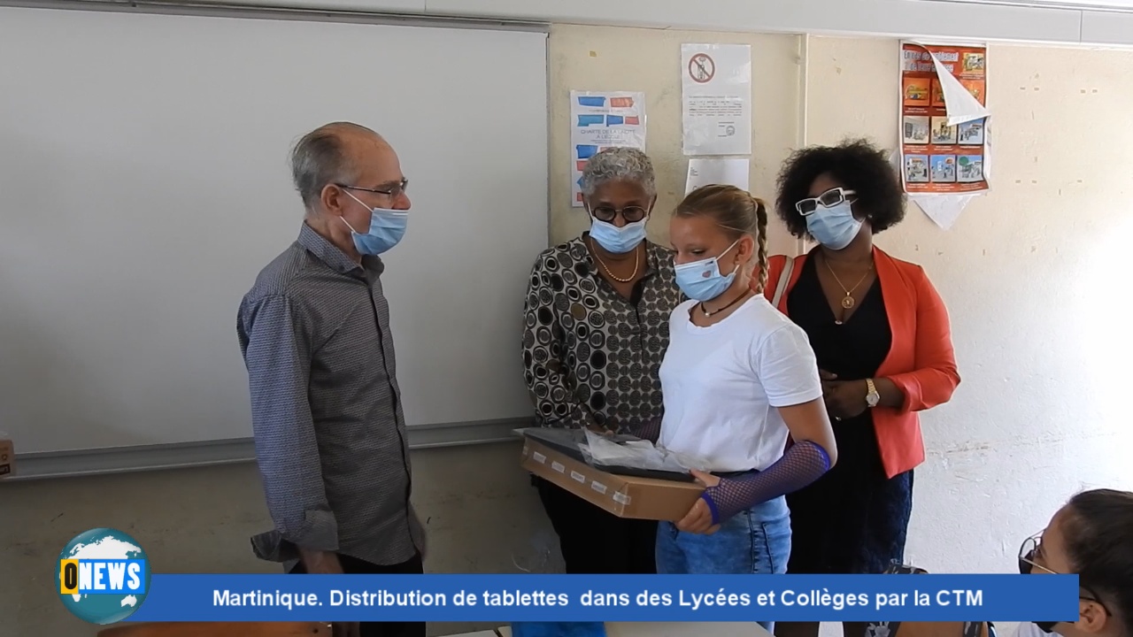 Onews Martinique. Distribution de tablettes dans des Lycées et Collèges par la CTM