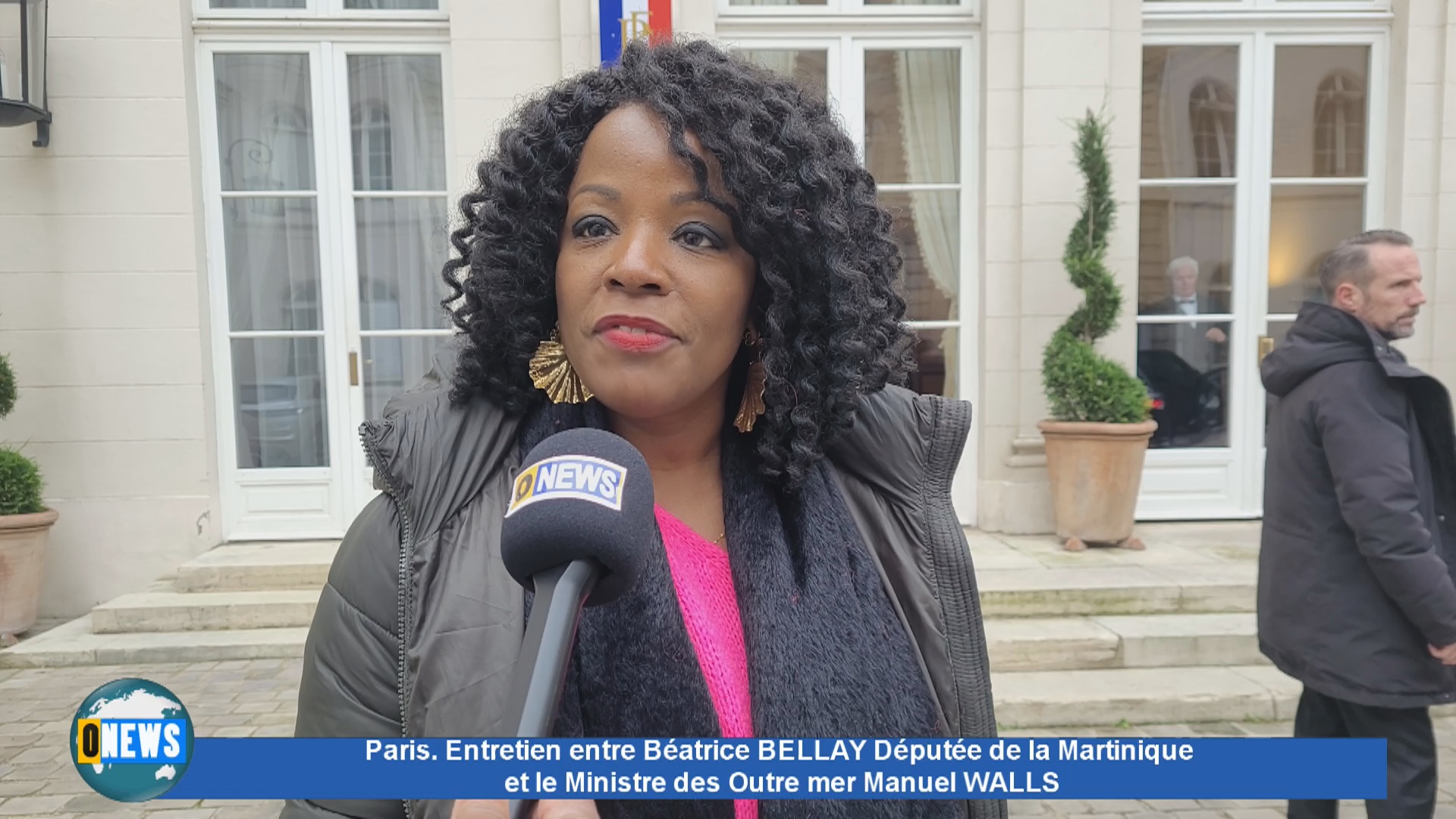 Onews Paris. Rencontre de Béatrice BELLAY Députée de Martinique et le Ministre des Outre mer Manuel WALLS